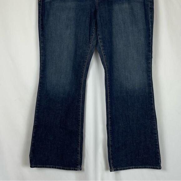 Eddie Bauer Classic Boot Cut High Rise Y2K Dark Wash Jeans Size 16S - Picture 4 of 12